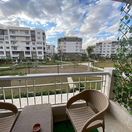 Madinaty Well-Furnished 3- Bedroom Apartment - شقة فندقيه للايجار مدينتي Madinat ash Shuruq Exteriör bild