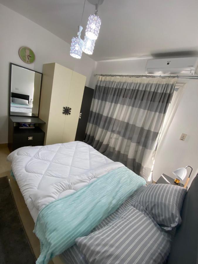 Madinaty Well-Furnished 3- Bedroom Apartment - شقة فندقيه للايجار مدينتي Madinat ash Shuruq Exteriör bild