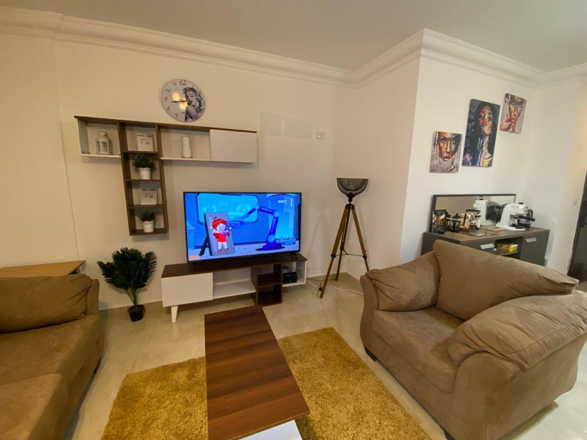 Madinaty Well-Furnished 3- Bedroom Apartment - شقة فندقيه للايجار مدينتي Madinat ash Shuruq Exteriör bild